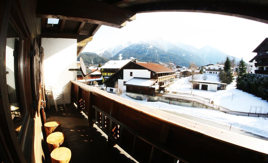 Family Friendly Chalet - Central With Beautiful Mountain Views Seefeld in Tirol Exterior photo